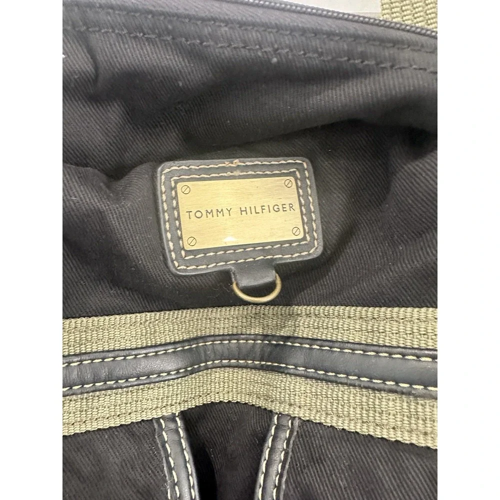 Tommy Hilfiger Duffel Bag Black & Army Green Travel Gym Weekender Bag